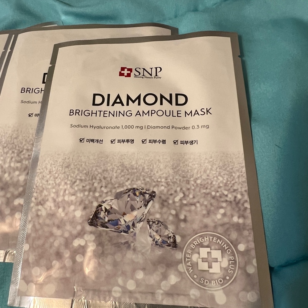 Diamond Brightening Ampoule Mask - Silver